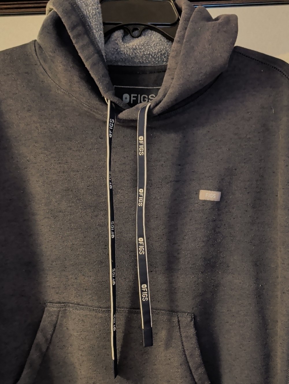 Figs Women's Dark Navy Pullover Hoodie - Picture 4 of 11